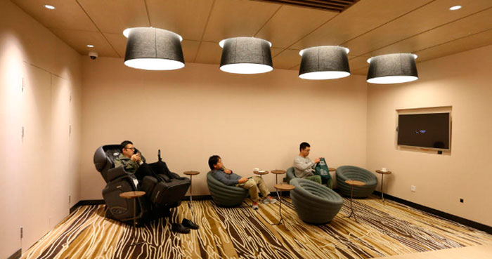 Дизайн комнаты отдыха в офисе - 64 фото